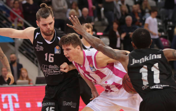 费尔南德斯 费尔南德斯