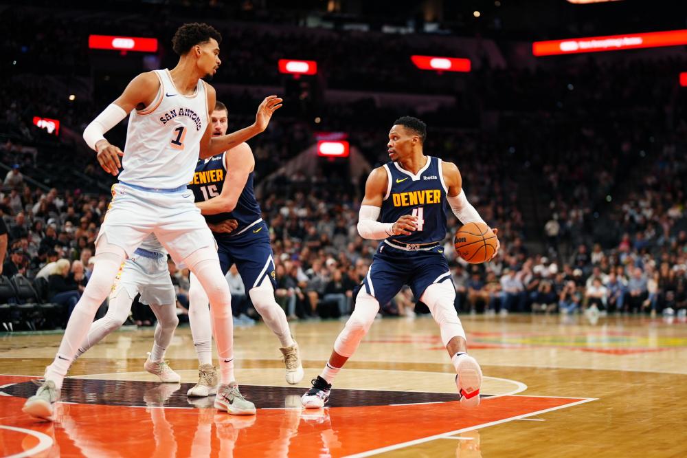 让红军在与 让红军在与