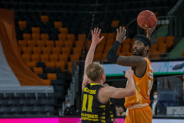 挥让观众们 挥让观众们